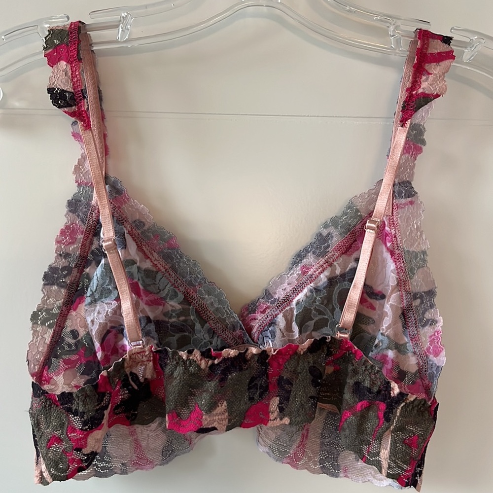 Hanky Panky signature lace bralette - Picture 2 of 5